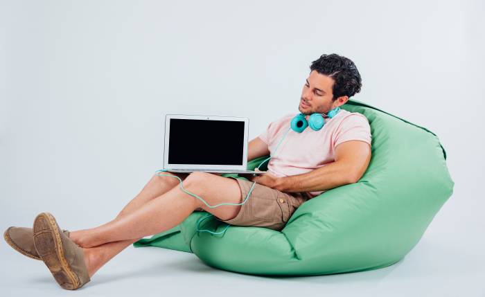 hdhub4u com: Ultimate Bargain for Movie Lovers!